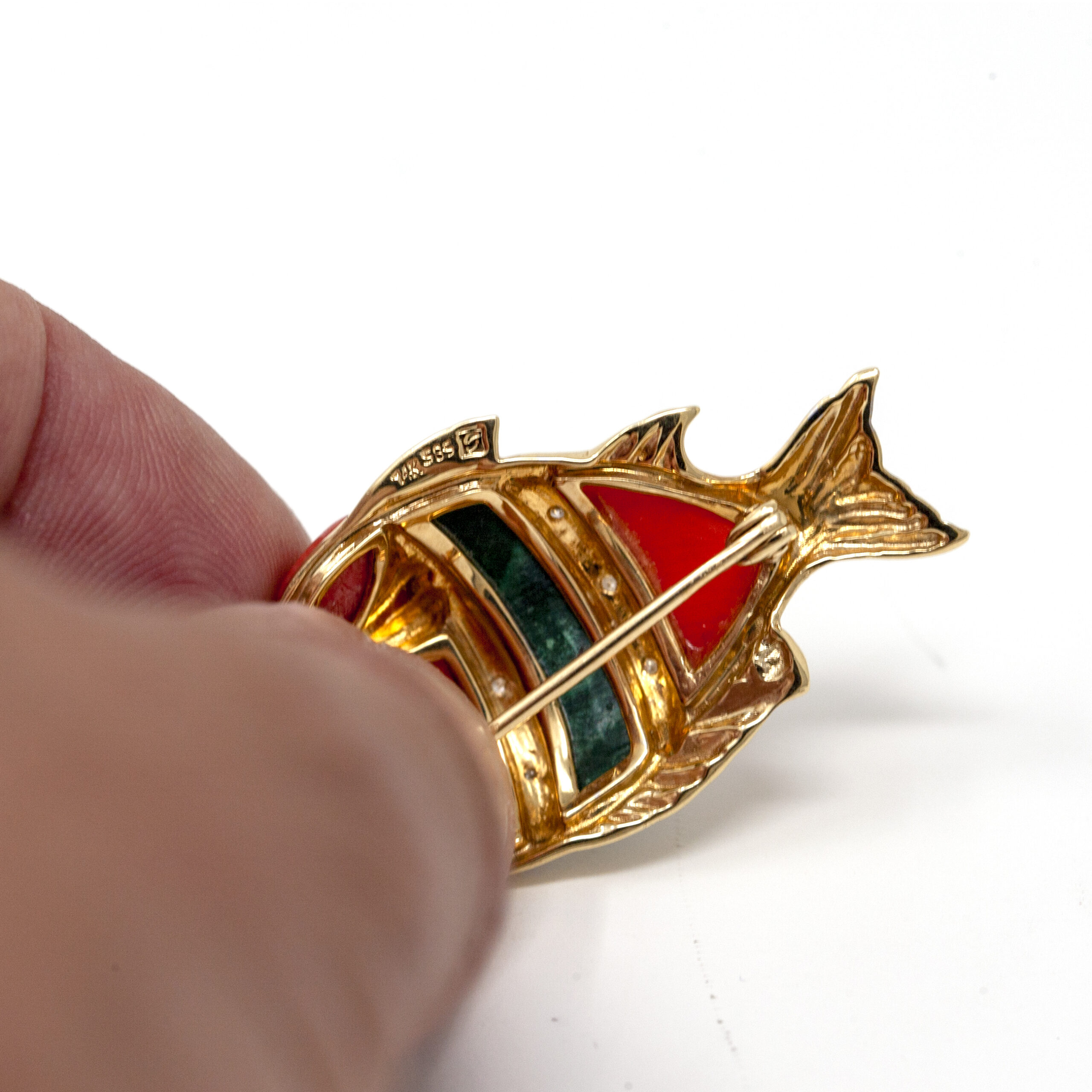 Vintage 14k Gold Fish Brooch – Malachite, Coral, Diamonds, and Ruby Eyes - Image 6