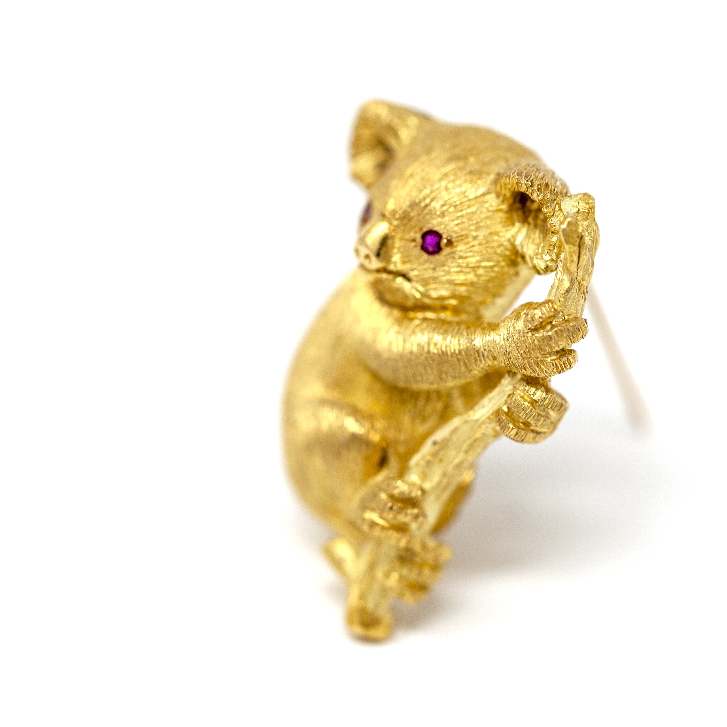Vintage 18k Gold Koala Brooch Ruby Eyes - Image 5