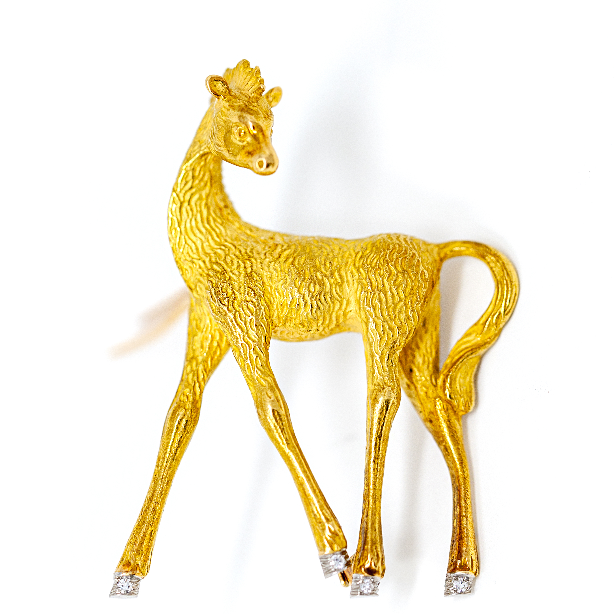 Iconic French-Made 18K Yellow Gold Baby Giraffe Brooch