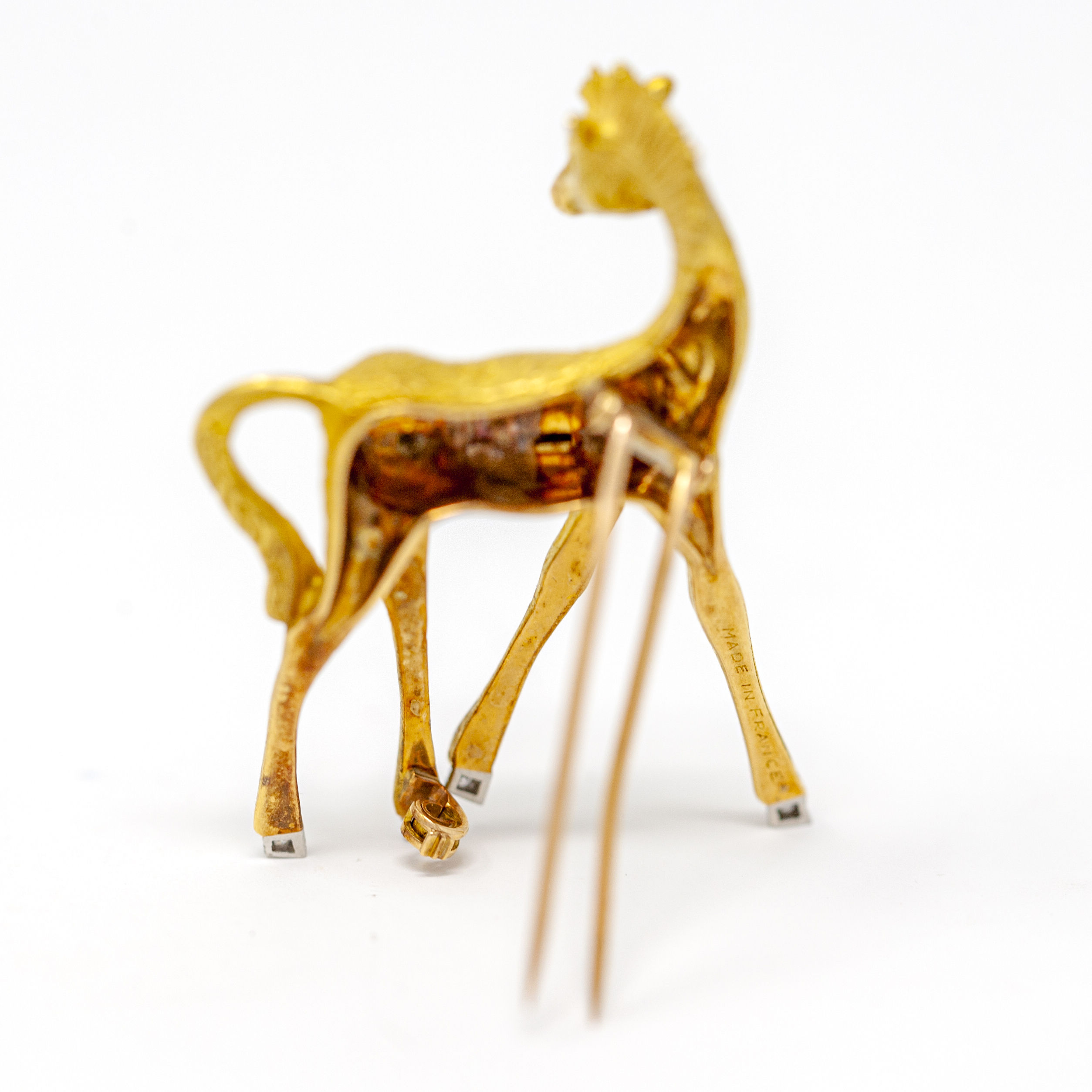 Iconic French-Made 18K Yellow Gold Baby Giraffe Brooch - Image 5