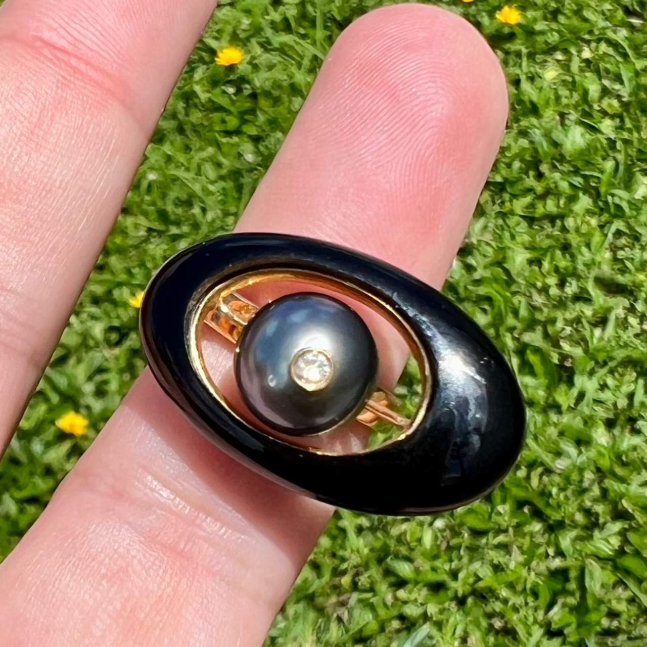 18K Yellow Gold Black Onyx, Pearl & Diamond Modernist Ring - Image 2