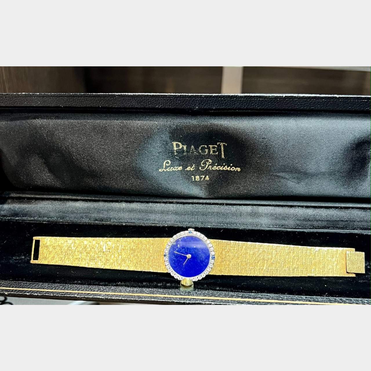 Piaget 18K Yellow Gold Ladies Watch – Lapis Lazuli Dial, Diamond & Sapphire Bezel - Image 3