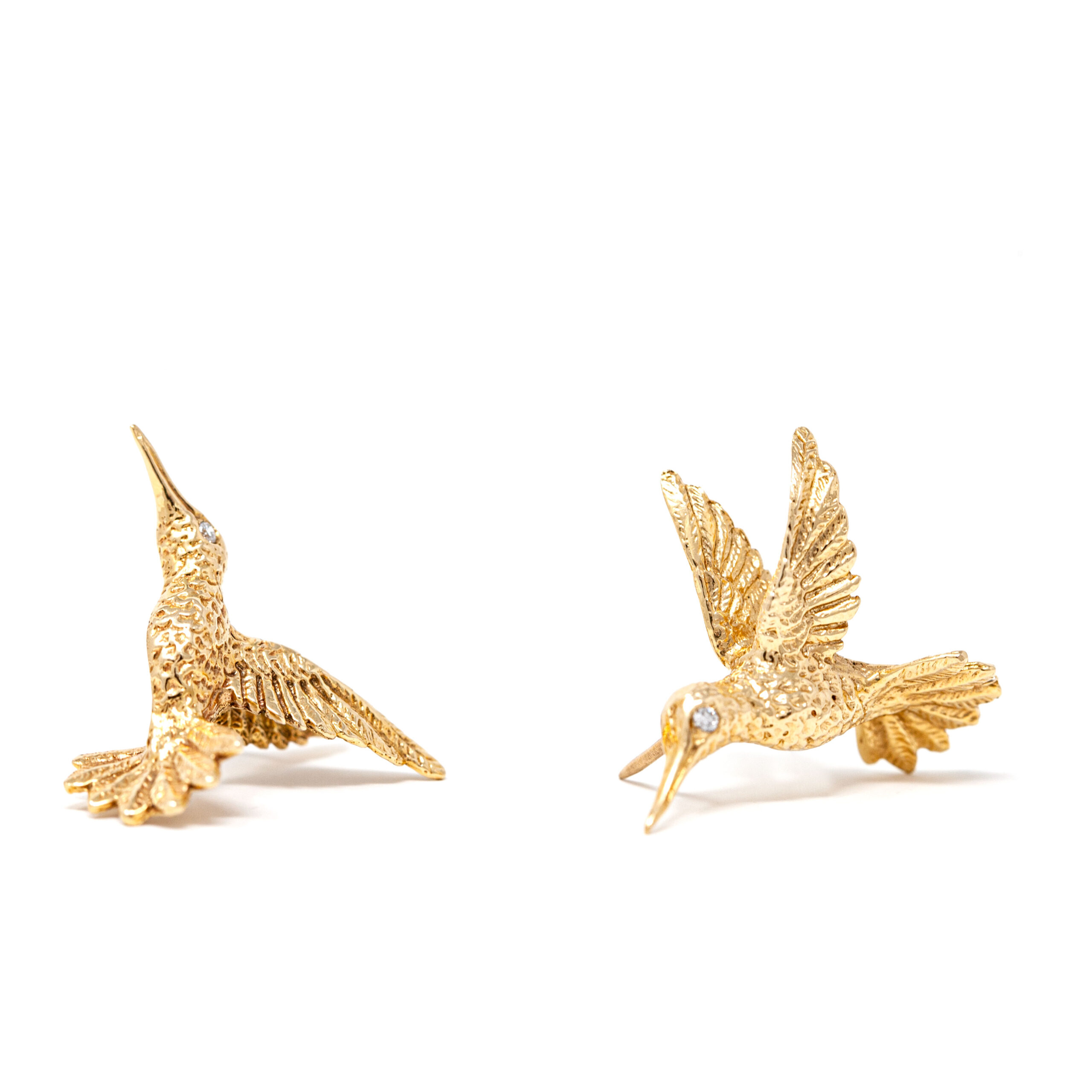 Pair of Vintage 14K Gold Hummingbird Brooches with Diamond Eyes - Image 3