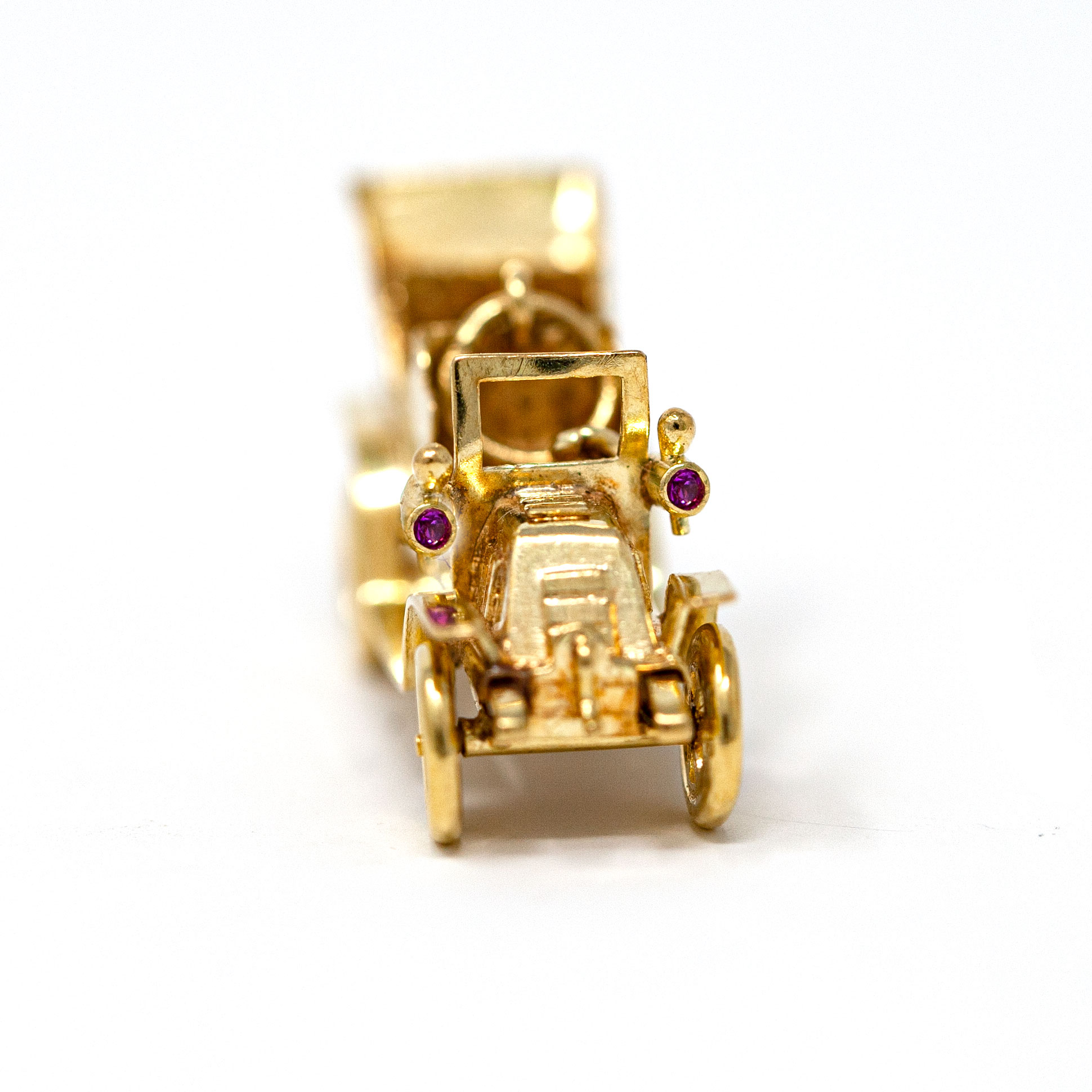 Vintage 18K Gold Antique Car Brooch with Pink Sapphire Headlights - Image 6