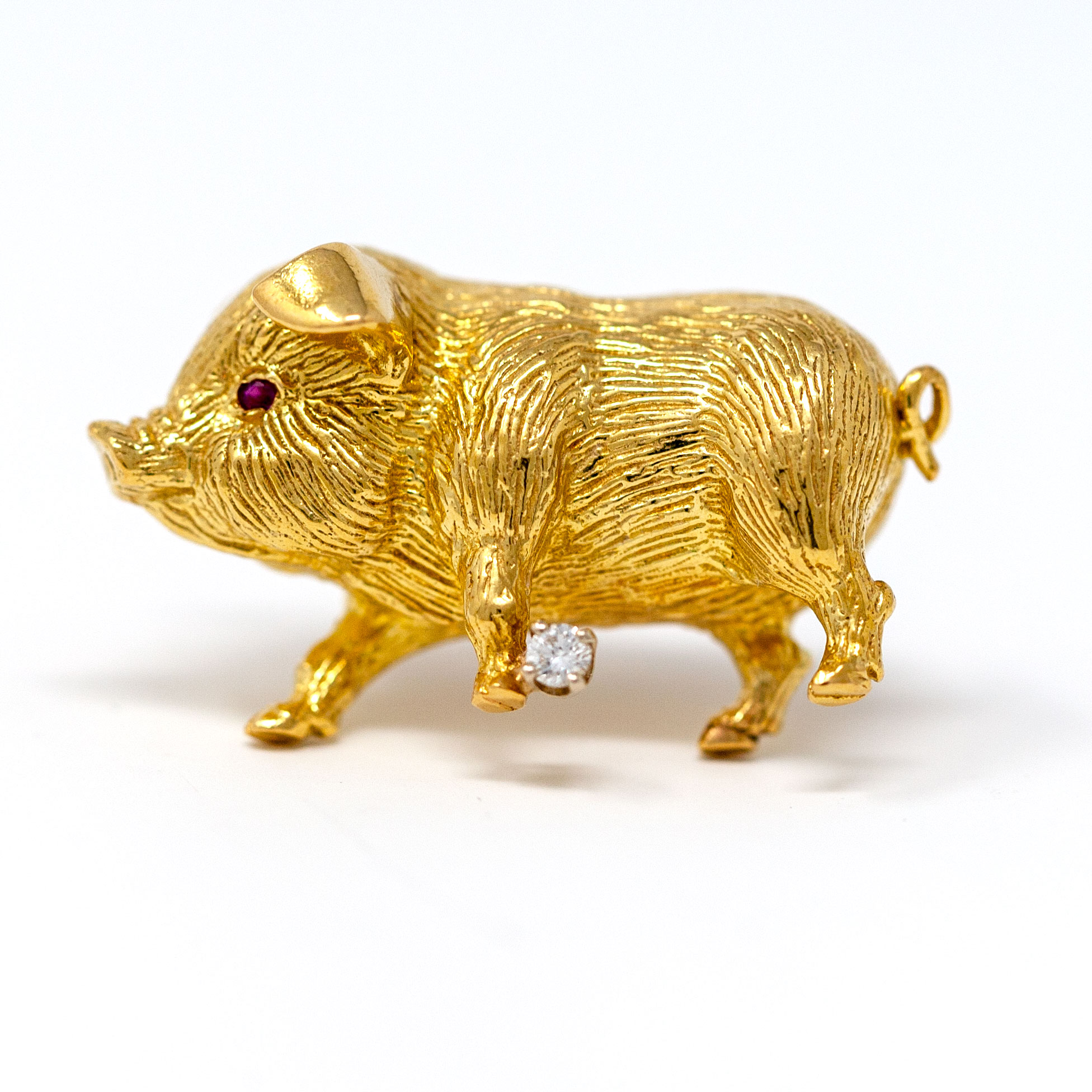 Italian Vintage 18K Gold Pig Brooch with Ruby Eye and Diamond Accent