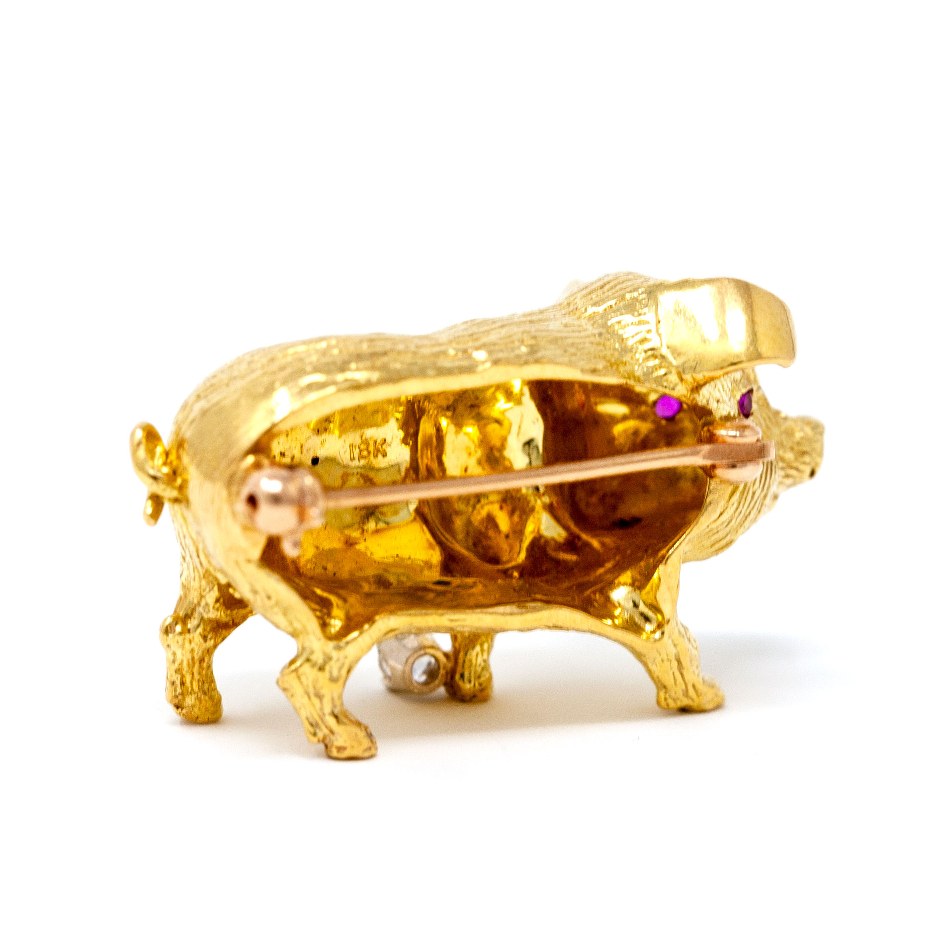 Italian Vintage 18K Gold Pig Brooch with Ruby Eye and Diamond Accent - Image 5